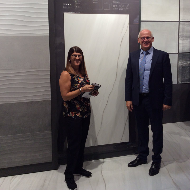 Love that porcelain marble look!